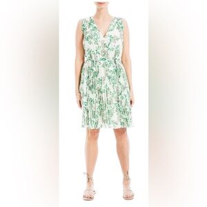 Max studio -Pleated Self Tie Dress in cream,Green and blue mid floral